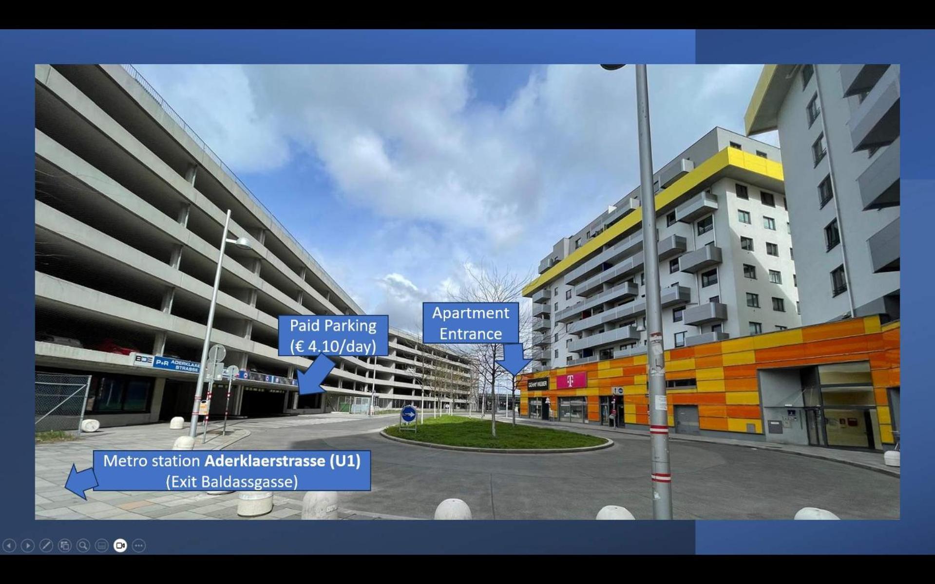 Spacious 1br With Balcony Above Citygate Shopping Complex With Metro Access Wiedeń